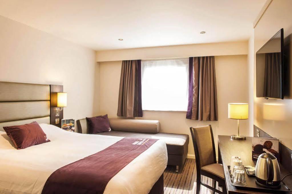 Premier Inn Hayle Exterior foto
