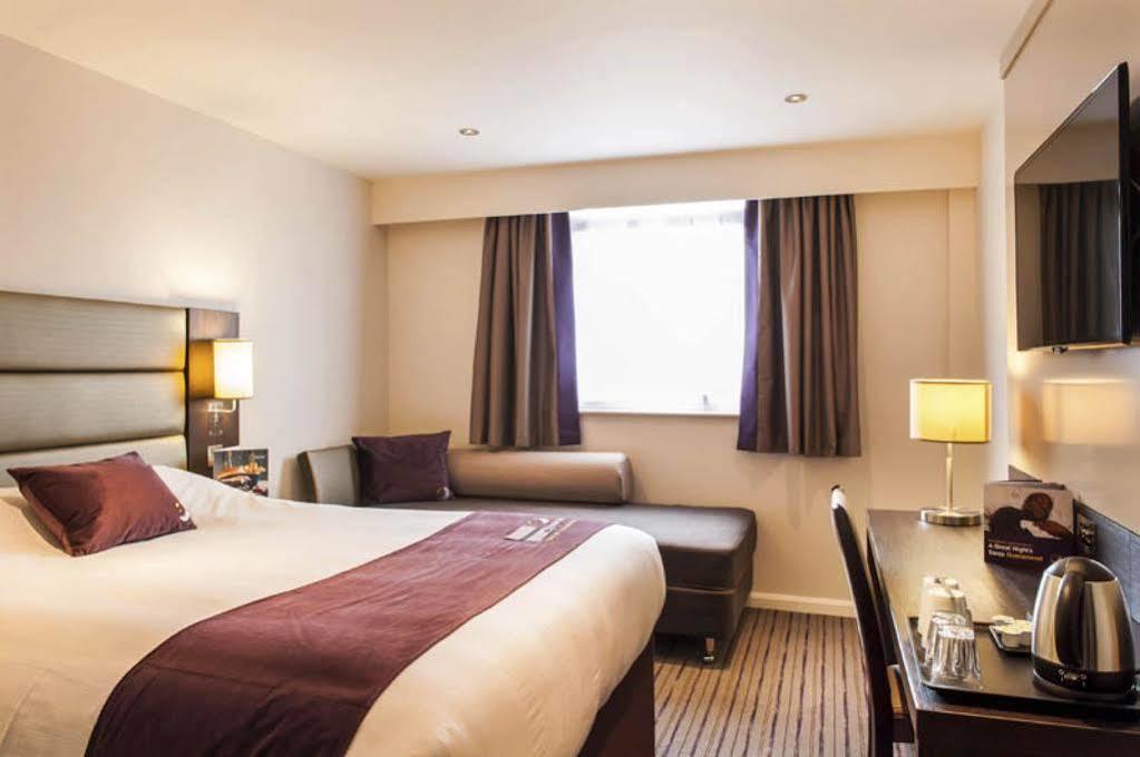 Premier Inn Hayle Exterior foto